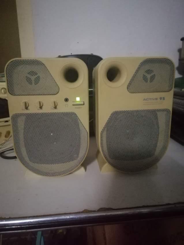 Speaker  - 0 - All electronics products  on Aster Vender