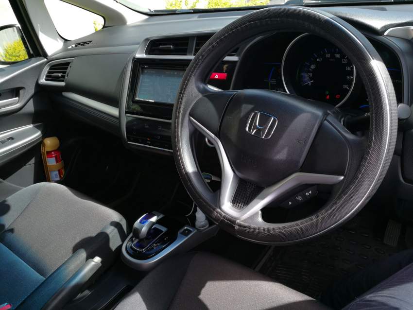 Honda Fit Hybrid 1.5 on Sale - 1 - Family Cars  on Aster Vender