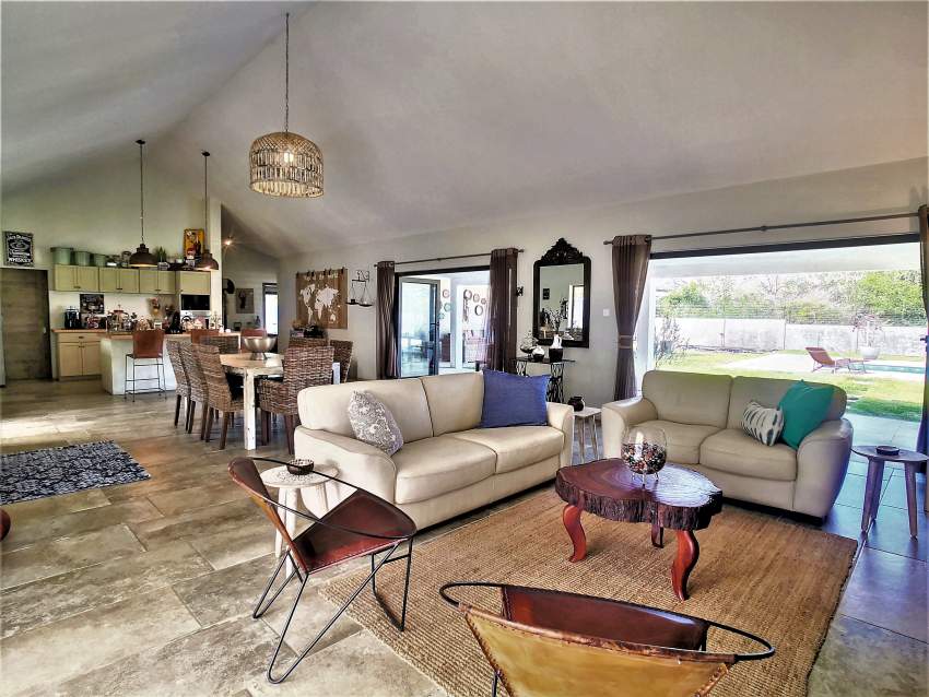 (Ref. MA7-594) Maison moderne de plain-pied - 4 - House  on Aster Vender