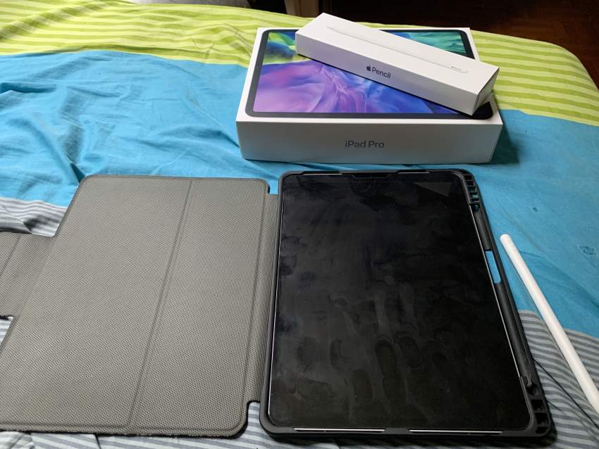 Apple 11inch ipad pro 2020 model for sale - Tablet on Aster Vender