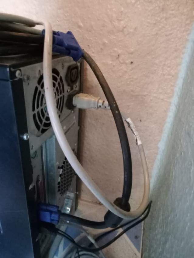 CPU HP windows 7 - 2 - Musical toys  on Aster Vender