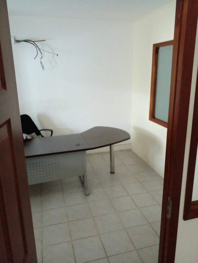 Office in Beau Bassin - 5 - Office Space  on Aster Vender