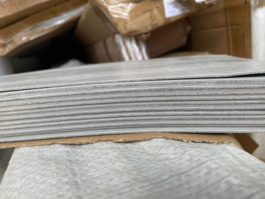 New LVT flooring tiles - 4 - All household appliances  on Aster Vender