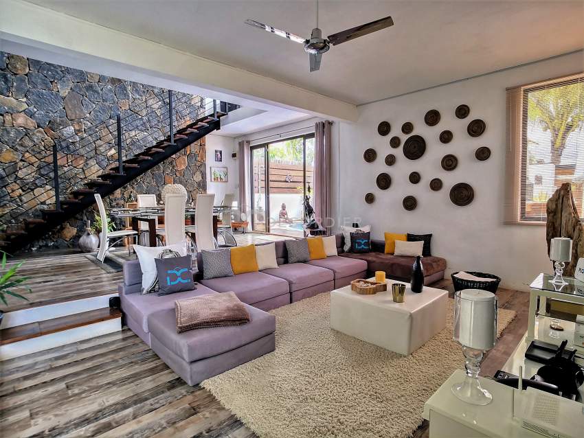 (Ref. MA7-601) Sublime maison moderne avec piscine - 2 - House  on Aster Vender