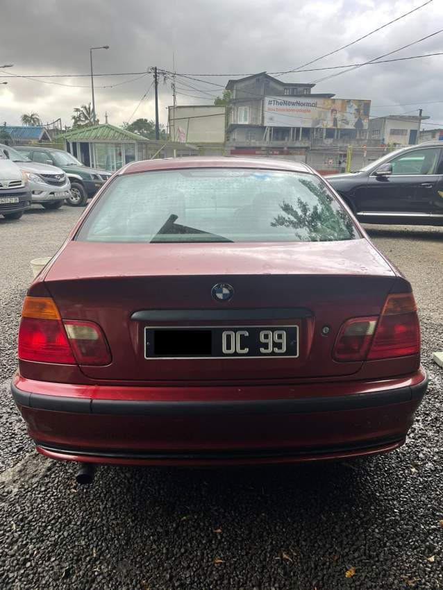 Bmw 318i E46 year 99   on Aster Vender