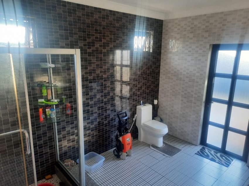 HOUSE FOR SALE  - 4 - House  on Aster Vender