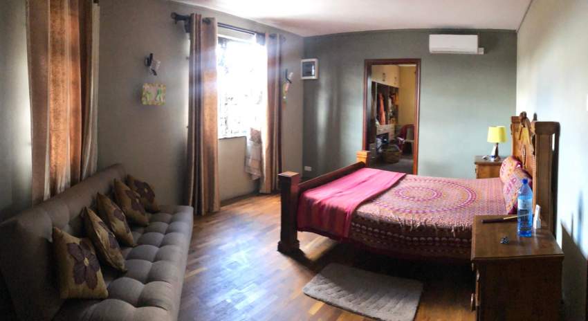 HOUSE FOR SALE  - 3 - House  on Aster Vender