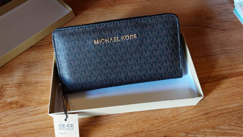 Michael Kors Wallet - 1 - Wallets  on Aster Vender