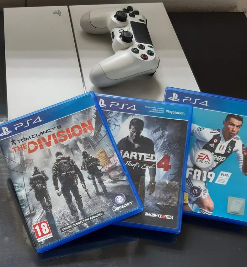 PS4 Bundle offer - 4 - PlayStation 4 (PS4)  on Aster Vender