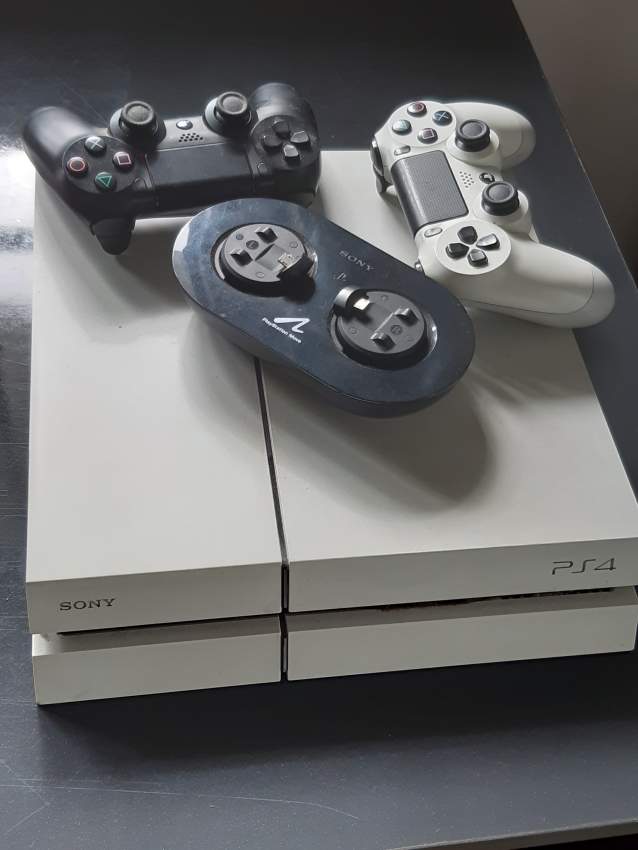 PS4 Bundle offer - 2 - PlayStation 4 (PS4)  on Aster Vender