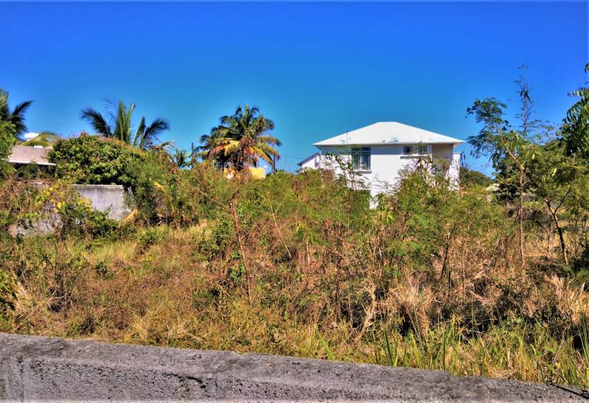 (Ref. MA7-602) Terrain constructible proche de la plage - 0 - Land  on Aster Vender