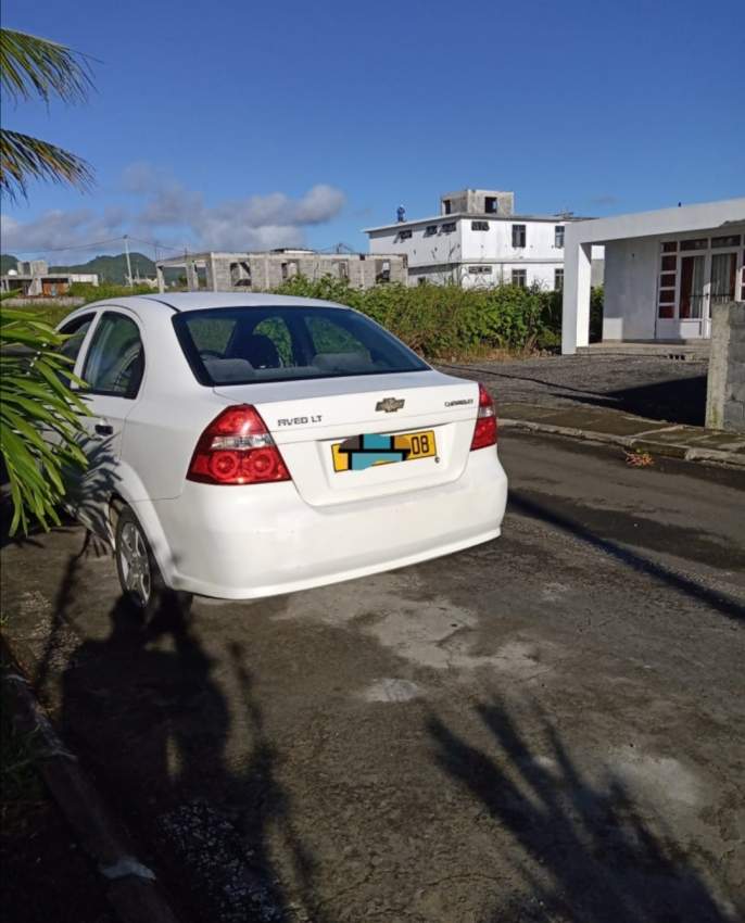 Chevrolet Aveo  - 2 - Compact cars  on Aster Vender