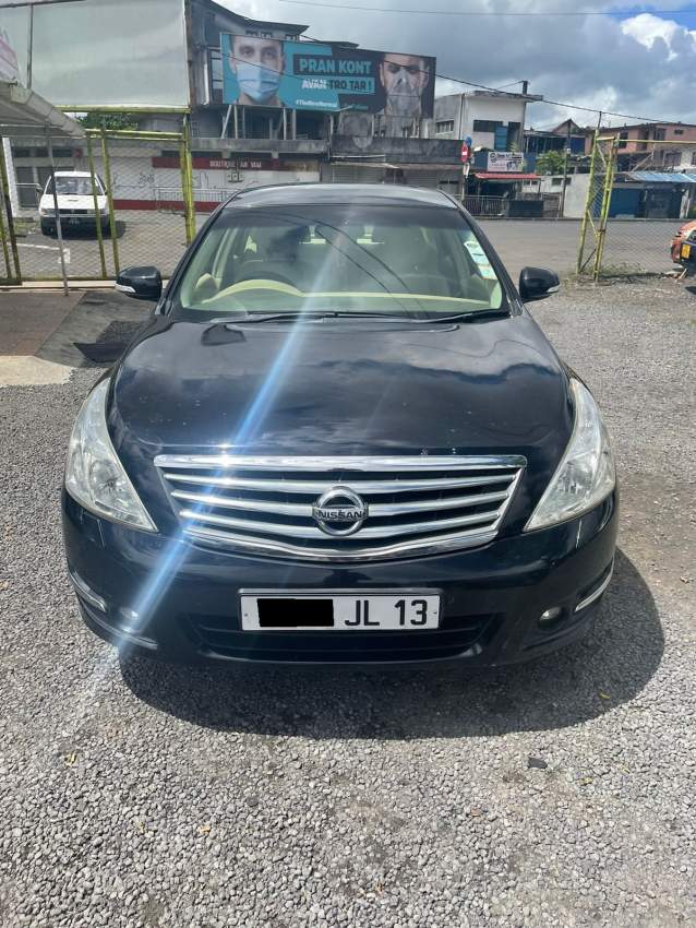 Nissan Teana Year 13  - 4 - Compact cars  on Aster Vender