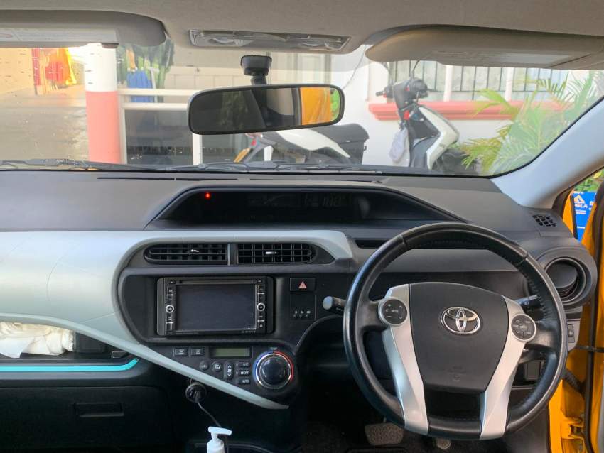 Toyota Aqua - 5 - Compact cars  on Aster Vender