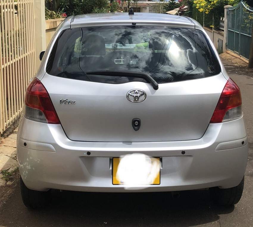 Toyota Vitz 2008 Automatic 1290cc - 3 - Compact cars  on Aster Vender