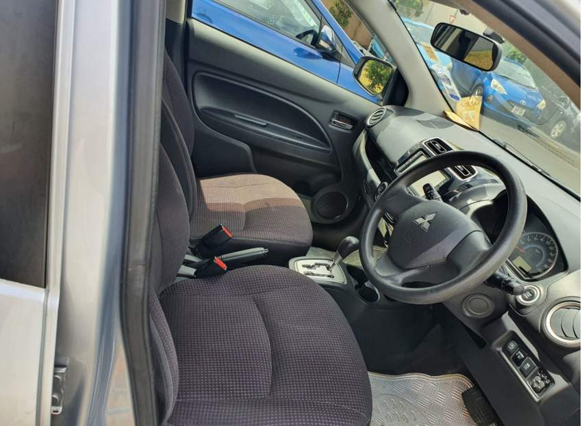 MITSUBISHI MIRAGE 2013 A VENDRE (Très bon état) - 4 - Compact cars  on Aster Vender