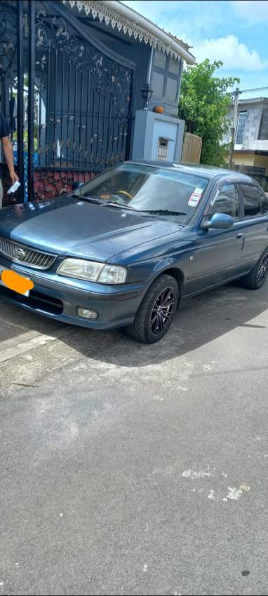Nissan Sunny 00 - 0 - Family Cars  on Aster Vender