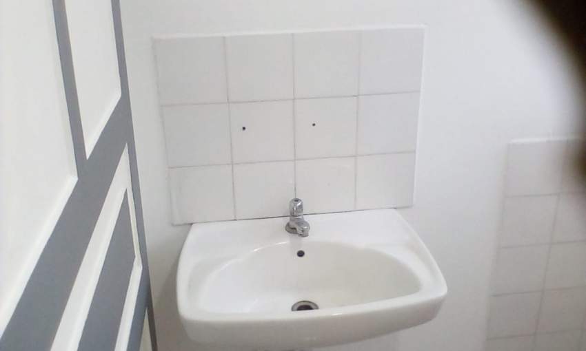 À vendre FLAT de 2 cac au premier étage a rose hill - 5 - Apartments  on Aster Vender