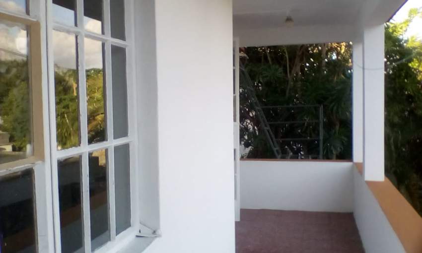 À vendre FLAT de 2 cac au premier étage a rose hill - 4 - Apartments  on Aster Vender