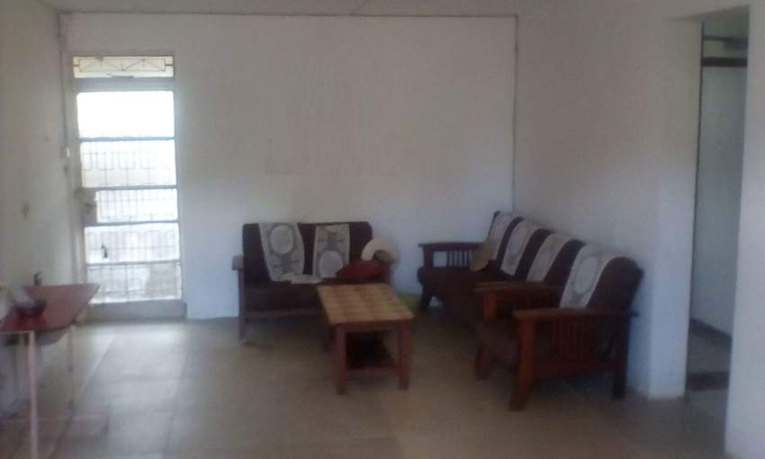 A louer maison de 4 cac sur une route principale à Beau bassin - 2 - House  on Aster Vender