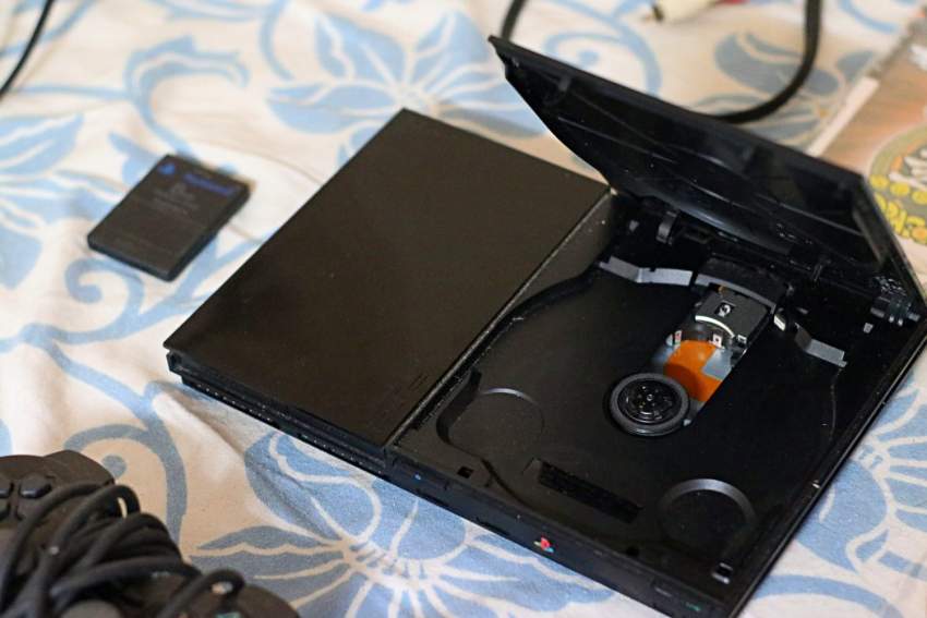 ps2 slim black - 7 - All electronics products  on Aster Vender