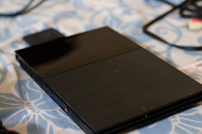ps2 slim black - 2 - All electronics products  on Aster Vender