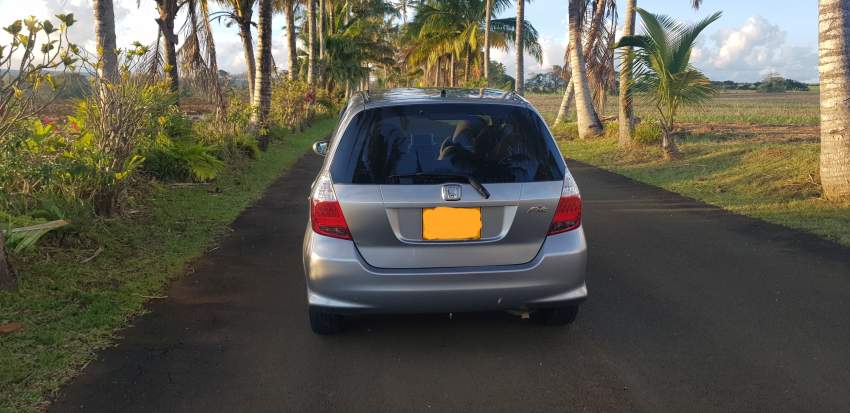 Honda fit - ZS04 - Auto-1330cc- Call on 59010243 - 2 - Family Cars  on Aster Vender