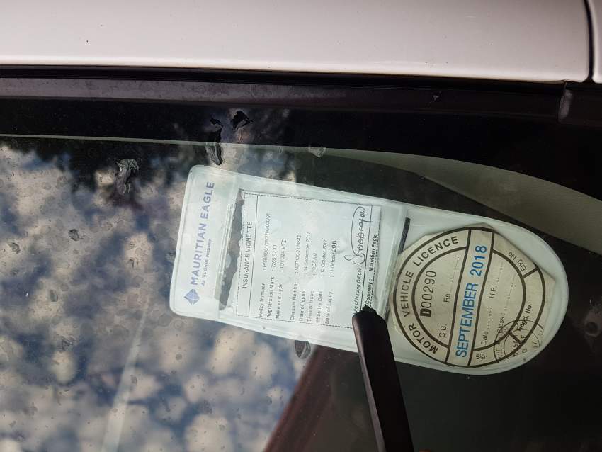 Toyota Vitz 1300cc year 2013 - 1 - Family Cars  on Aster Vender