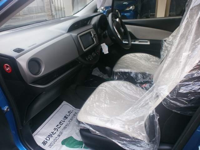 Toyota Vitz - 7 - Family Cars  on Aster Vender