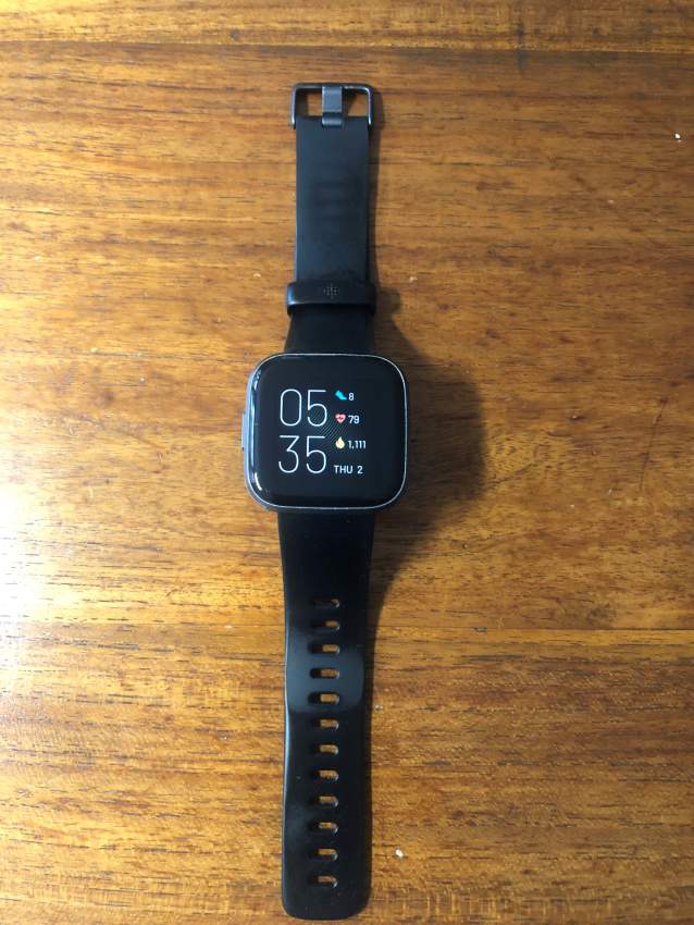 FITBIT VERSA 2 HEALTH & FITNESS SMARTWATCH - 0 - Smartwatch  on Aster Vender