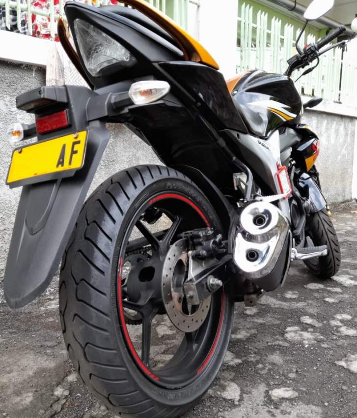 Suzuki Gixxer - 7 - Roadsters  on Aster Vender