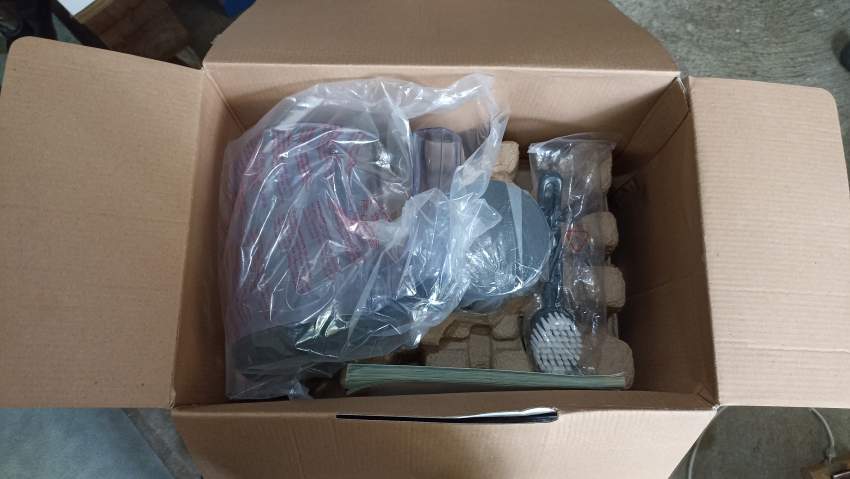 Juicer (Brand - Philips) - 1 - Kitchen appliances  on Aster Vender