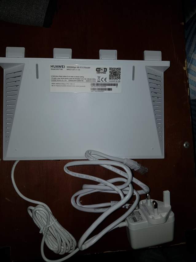 Huawei WiFi AX3 Dual-Core - 4 - Wifi Repeater (Extender)  on Aster Vender