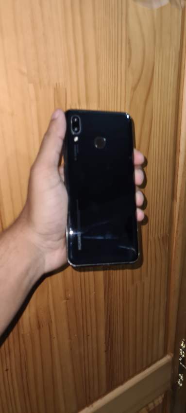 Huawei Nova 3  - 1 - Android Phones  on Aster Vender