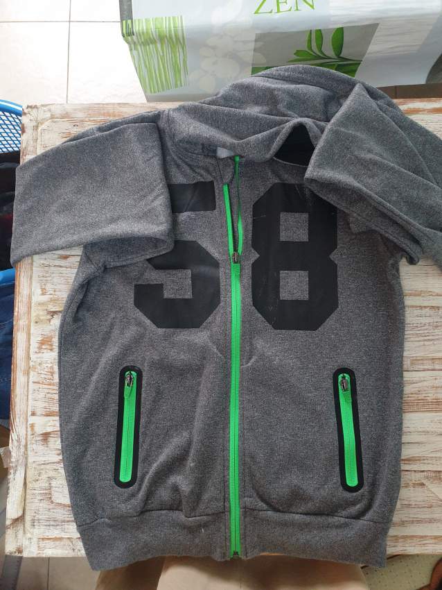 Long sleeve tees - 3 - T shirts (Boys)  on Aster Vender