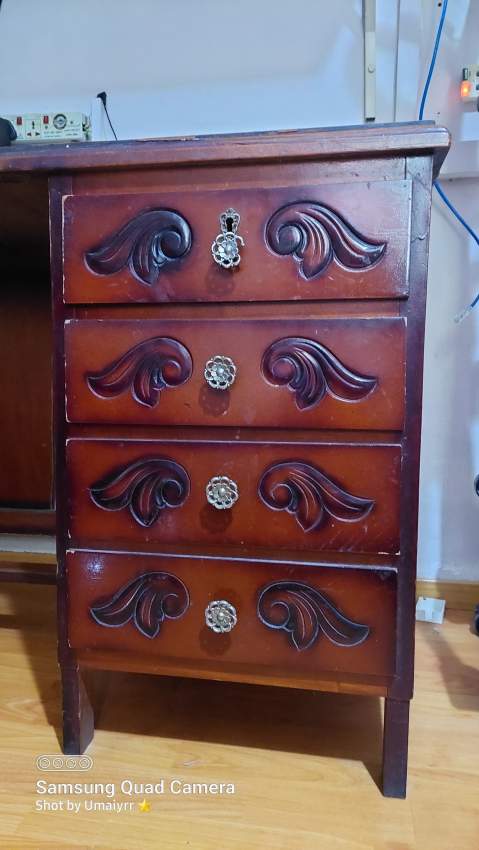 Desk table  - 2 - Tables  on Aster Vender