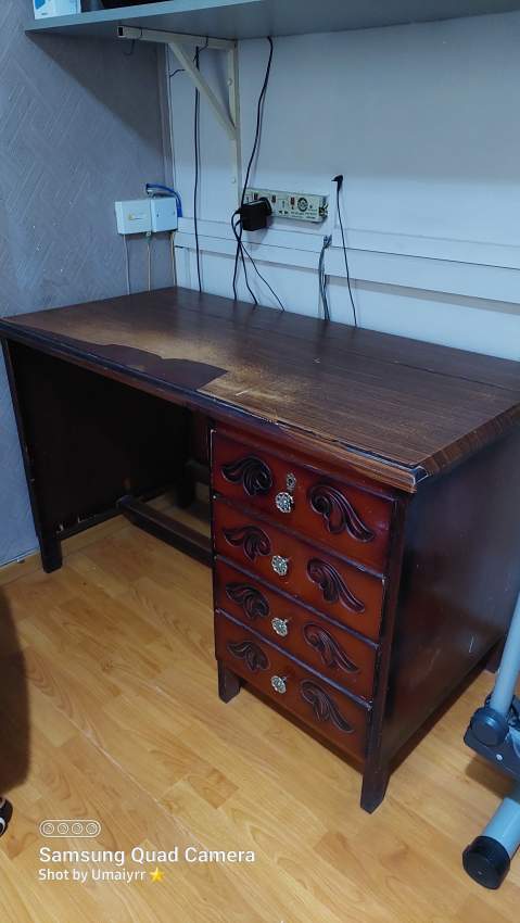Desk table with 4 drawers - 0 - Tables  on Aster Vender