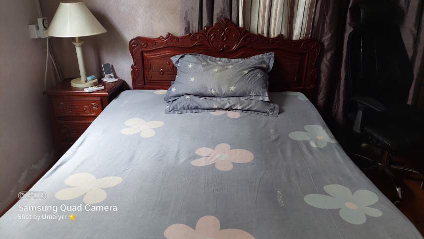 Bed with night table for sale  - 1 - Bedroom Furnitures  on Aster Vender