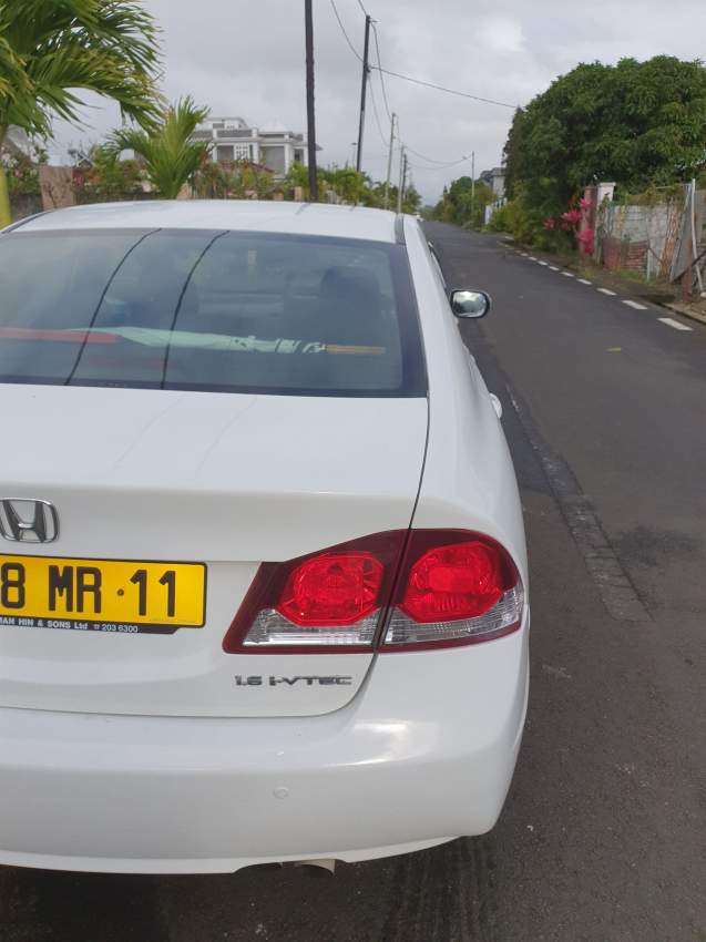 Honda Civic 2011 - 6 - Family Cars  on Aster Vender