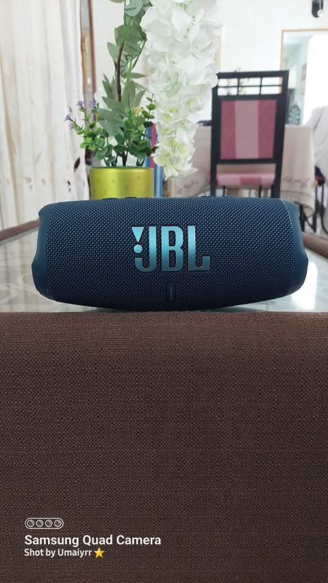 JBL CHARGE 5 - 1 - Speaker  on Aster Vender