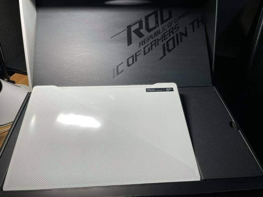 ASUS ROG Zephyrus G14 14 