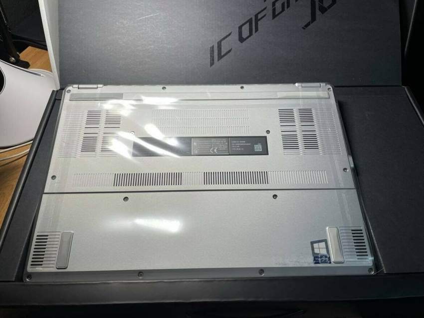 ASUS ROG Zephyrus G14 14 