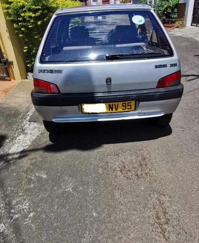 car  - 0 - Compact cars  on Aster Vender