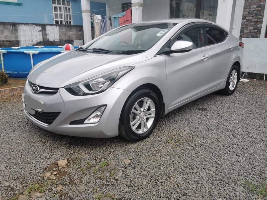 HYUNDAI ELANTRA AUTOMATIC - 2 - Family Cars  on Aster Vender