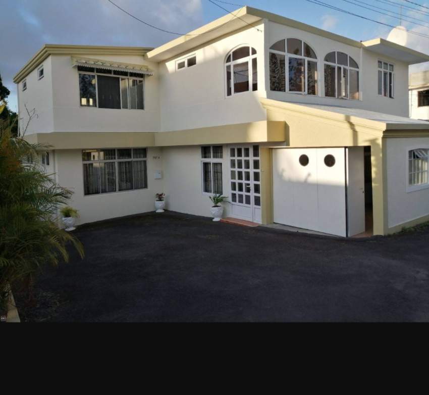 House for sale - 0 - House  on Aster Vender