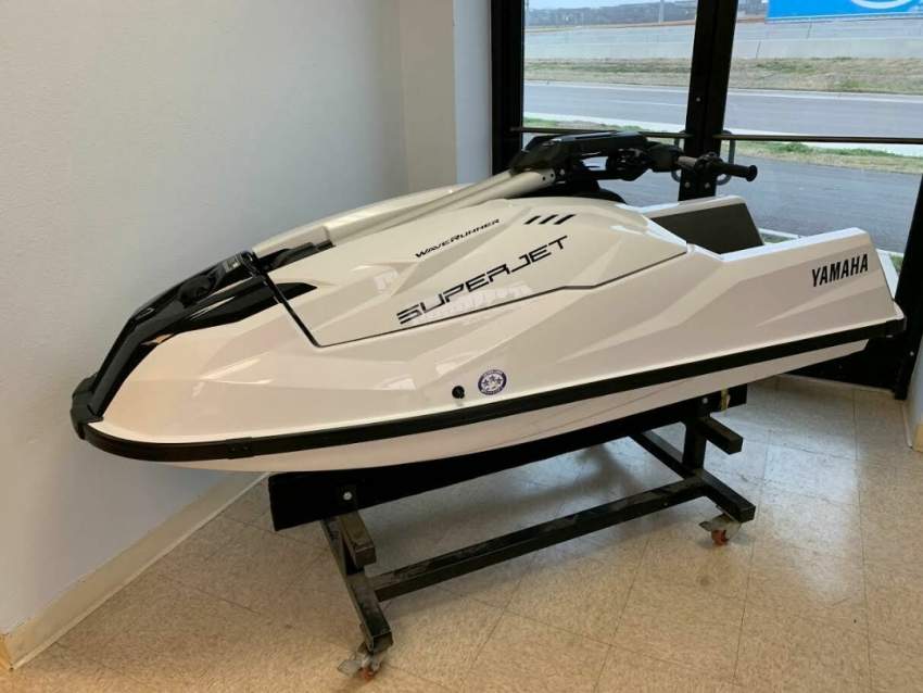 YAMAHA SUPERJET 2021 SJ1050 - 2 - Boats  on Aster Vender