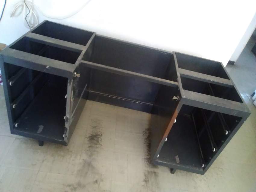 Robust & sturdy table for computers - 0 - Computer tables  on Aster Vender