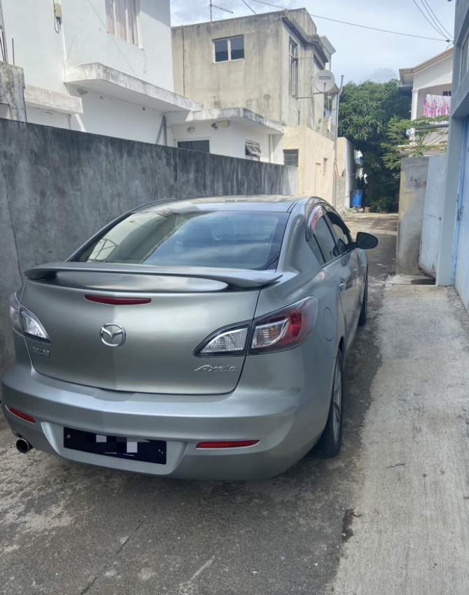 Mazda Axela For Sale - 2 - Compact cars  on Aster Vender