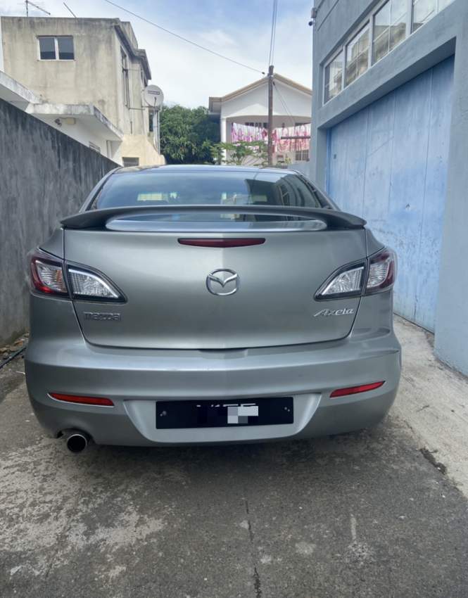 Mazda Axela For Sale - 1 - Compact cars  on Aster Vender