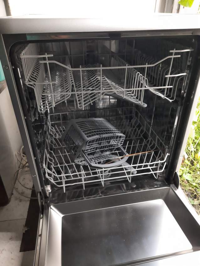 Dishwasher  - 1 - Kitchen appliances  on Aster Vender